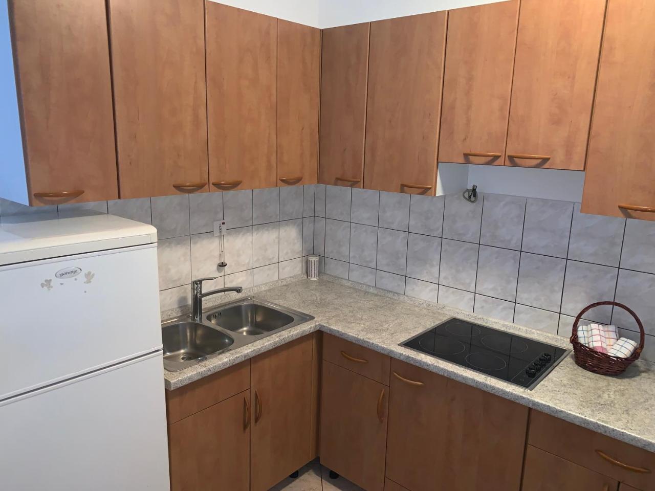 Apartments Vinea Башка-Вода Екстер'єр фото
